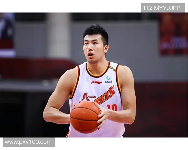 邹雨宸：从篮球新星到职业赛场的璀璨之路与未来展望